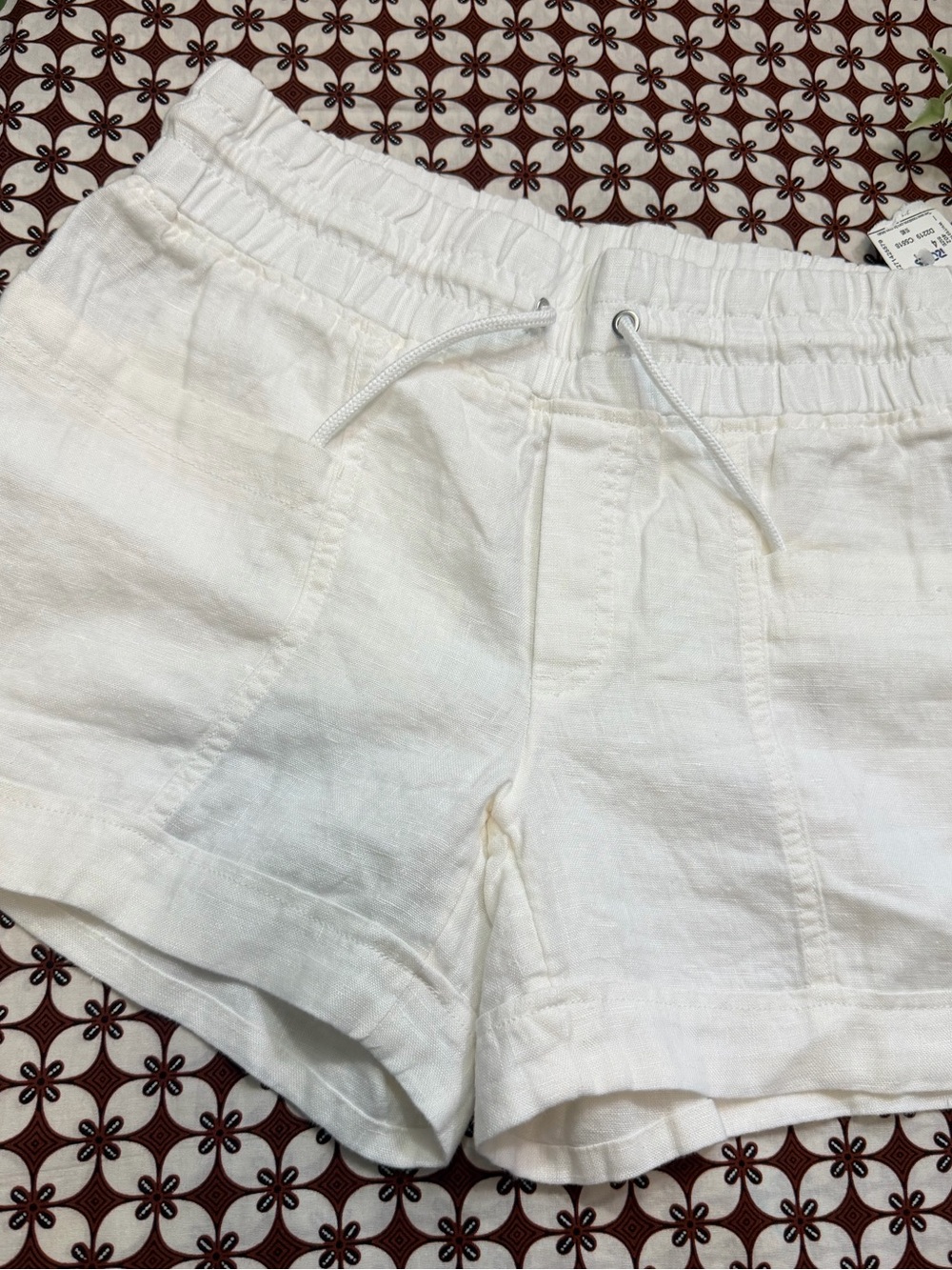 Athleta White Linen Drawstring Women’s Shorts